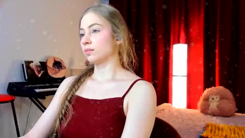 Ally    STREAMING ON TWITCH NOW Check my Twitter for updates online show from February 5, 2:09 pm