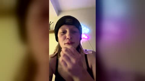 theborderline14 online show from February 2, 5:50 am