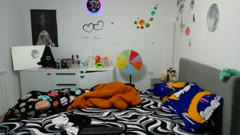 TheFarmergirl online show from March 1, 7:41 am