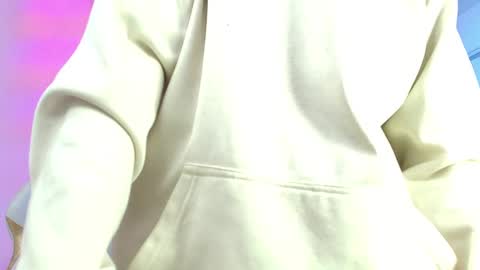 Snapshot of theia_moon_ chatting on December 30, 12:31 pm Theia online show from December 30, 12:31 pm