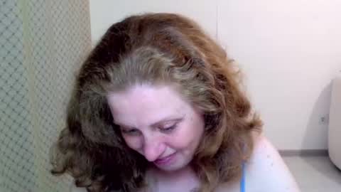 Ella online show from July 15, 6:56 pm