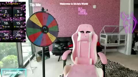 Themaneater online show from June 11, 3:31 pm