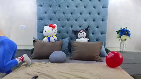 Theowonder online show from March 2, 7:43 am