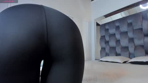 Snapshot of thepam_boobs chatting on January 8, 6:20 pm Pamela online show from January 8, 6:20 pm