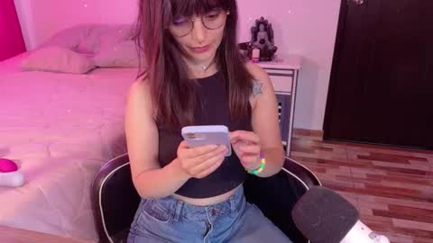 Snapshot of thepowerpuffgirl_99 chatting on October 7, 4:44 pm Amy online show from October 7, 4:44 pm