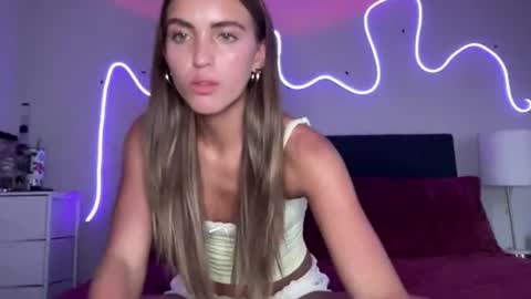 Tova online show from July 30, 10:43 pm