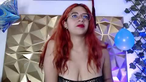 Snapshot of theuntamedroom chatting on October 9, 5:17 pm lucian luna online show from October 9, 5:17 pm