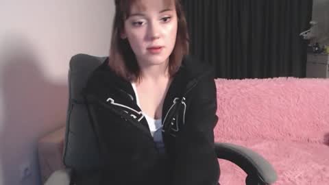 Snapshot of theysaidimcute chatting on October 19, 7:27 pm theysaidimcute online show from October 19, 7:27 pm