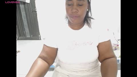 XIOMARA  online show from December 1, 1:20 am