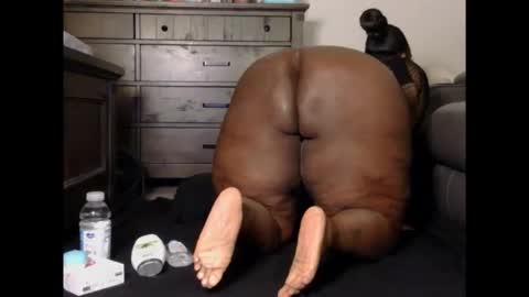 Thickumzz41 online show from April 7, 3:30 am