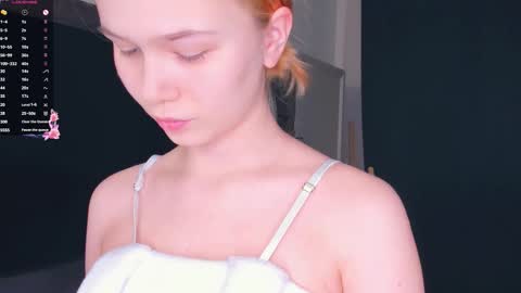 Lynn online show from March 23, 2:56 pm