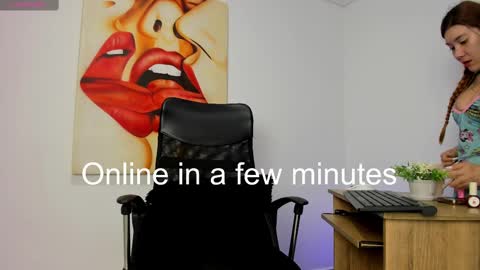 Snapshot of tiago_hannah chatting on February 10, 9:14 am carolina online show from February 10, 9:14 am