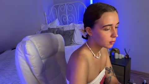 Tiana  online show from June 14, 1:36 am