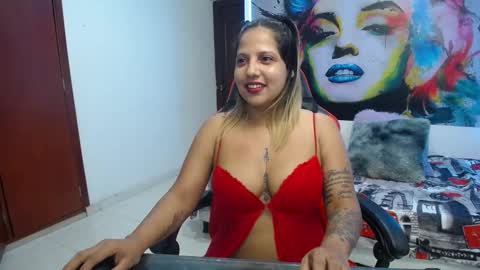 Snapshot of tiana_breeze chatting on October 6, 3:34 am tiana_breeze online show from October 6, 3:34 am