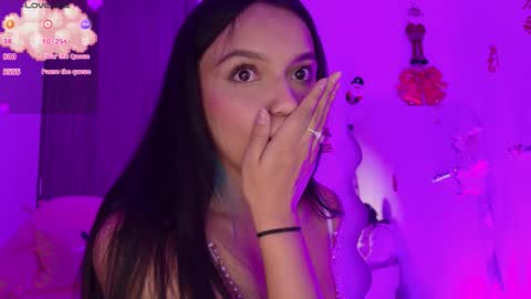 Tiana Le online show from January 17, 2:52 am