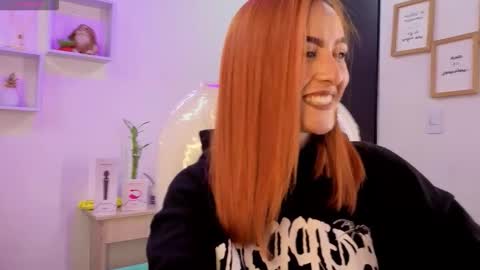 Tiarha online show from October 22, 2:49 am