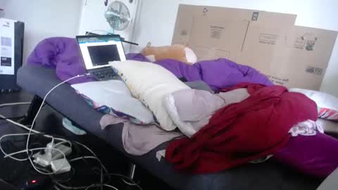 Tierra Henri online show from November 16, 5:35 pm