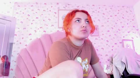 tifany_00 online show from May 30, 9:00 pm