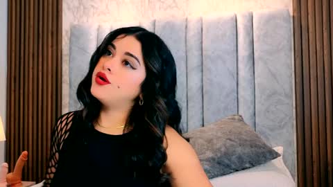 Tiff3 online show from April 1, 6:27 pm