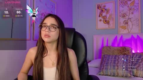 Tifanny  online show from November 23, 6:49 am