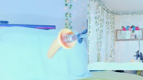 Snapshot of tiffanny_love__ chatting on October 8, 9:24 am Tiffanny online show from October 8, 9:24 am