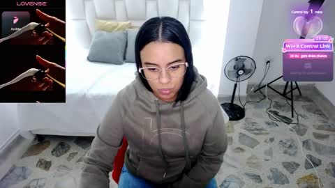 tiffany online show from February 28, 9:33 pm