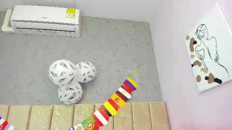 tiffany_mendez online show from June 17, 12:06 pm