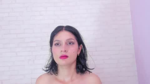 Snapshot of tiffany_mendez chatting on February 26, 2:38 pm tiffany_mendez online show from February 26, 2:38 pm