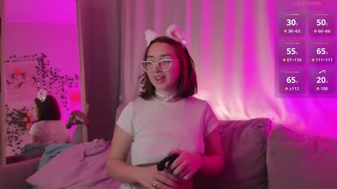 tiffany_robinson online show from April 19, 3:17 am