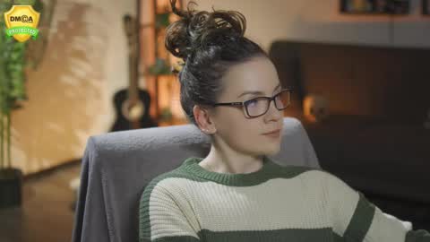 tiffanyriox online show from March 4, 12:50 am