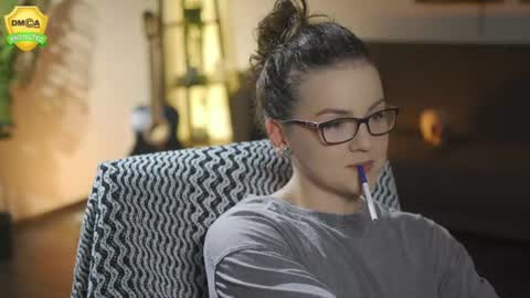 tiffanyriox online show from June 10, 11:58 pm
