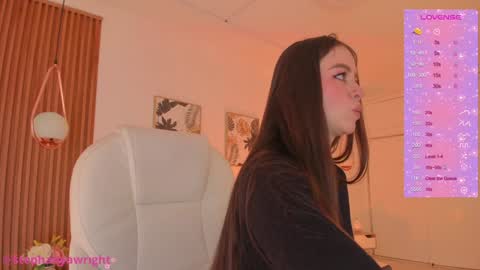 Snapshot of tiffanywright_ chatting on December 23, 11:57 am Tiffany online show from December 23, 11:57 am