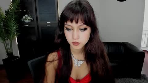 Snapshot of tiffanyyoun chatting on September 21, 4:11 am tiffanyyoun online show from September 21, 4:11 am