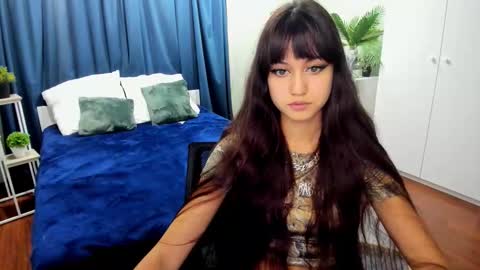 Snapshot of tiffanyyoun chatting on September 28, 11:04 am tiffanyyoun online show from September 28, 11:04 am