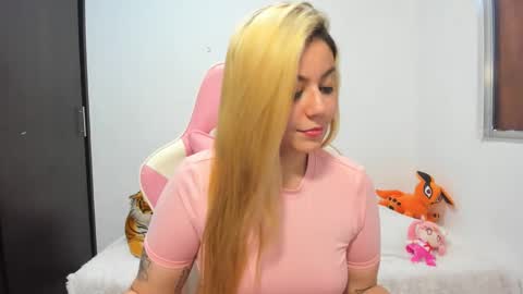 Snapshot of tigerbaby_ chatting on March 3, 4:21 pm Ana online show from March 3, 4:21 pm