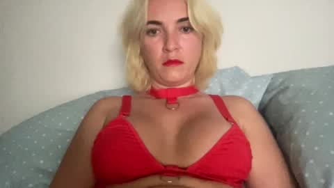 CaliforniaGoddess online show from December 24, 2:44 pm