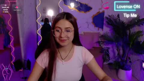 Tiiana online show from May 23, 3:27 am