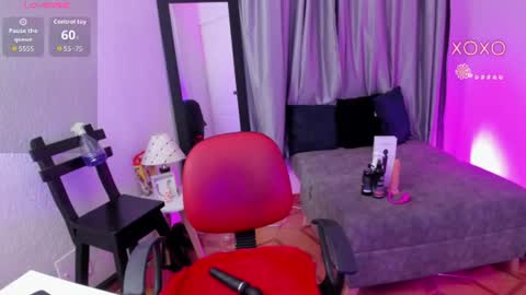 tiinajonus_ online show from June 25, 4:01 am