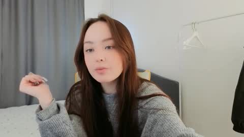 Mia online show from March 27, 1:45 pm