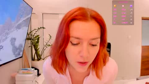Snapshot of timissi chatting on February 16, 1:16 am Timis but I prefer you whisper to my ear my girl online show from February 16, 1:16 am