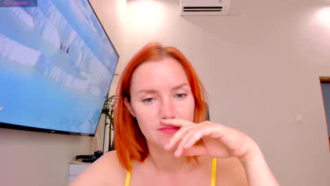 Snapshot of timissi chatting on March 3, 1:28 am Timis but I prefer you whisper to my ear my girl online show from March 3, 1:28 am