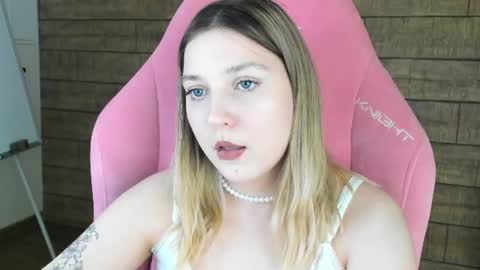 TinaBurton online show from June 11, 3:03 am