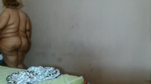 tinagiant online show from April 1, 5:21 pm