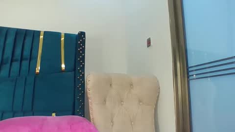 tinashe online show from November 15, 10:44 pm