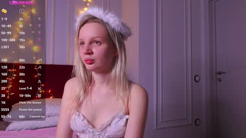 Snapshot of tinasiner chatting on December 29, 1:49 pm tinasiner online show from December 29, 1:49 pm