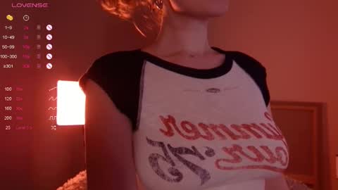 Polly online show from April 12, 9:17 pm