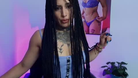 I AM BELLA  ----------- follow my  IG  TINNS 69 online show from February 16, 1:38 am