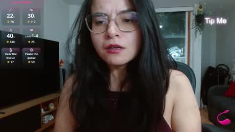 Tiny Caroline online show from November 26, 11:28 pm