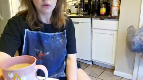 Snapshot of tinywithtiddies chatting on October 16, 1:25 pm tinywithtiddies online show from October 16, 1:25 pm