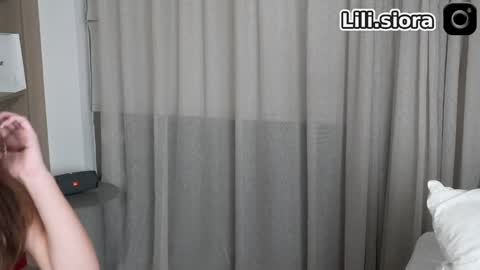 Lili online show from March 17, 7:29 pm